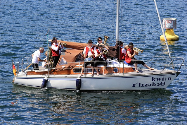 徊于前四区 徊于前四区